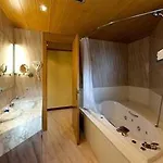 Pamplona 3* ヴィク