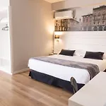 Pamplona 3* ヴィク
