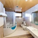 Pamplona 3* ヴィク