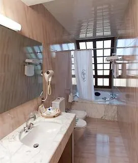 Pamplona Szálloda