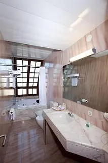 Hotel Pamplona Vic