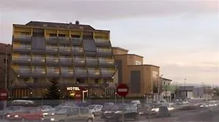 Ξενοδοχείο Pamplona 3*