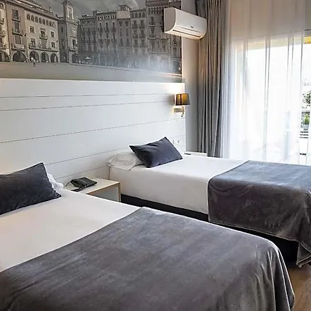 Hotel Pamplona 3*