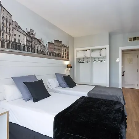 Pamplona Hotel Vic