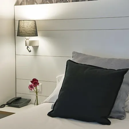Hotel Pamplona Vic