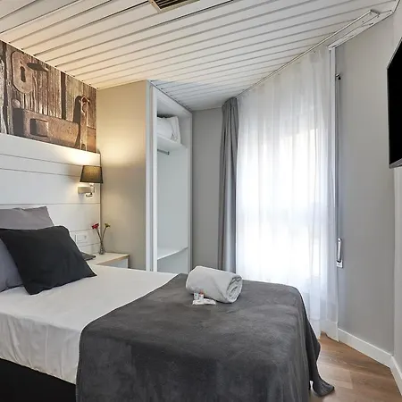 Hotel Pamplona Vic