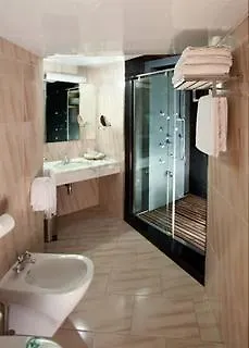 Pamplona Hotel 3*